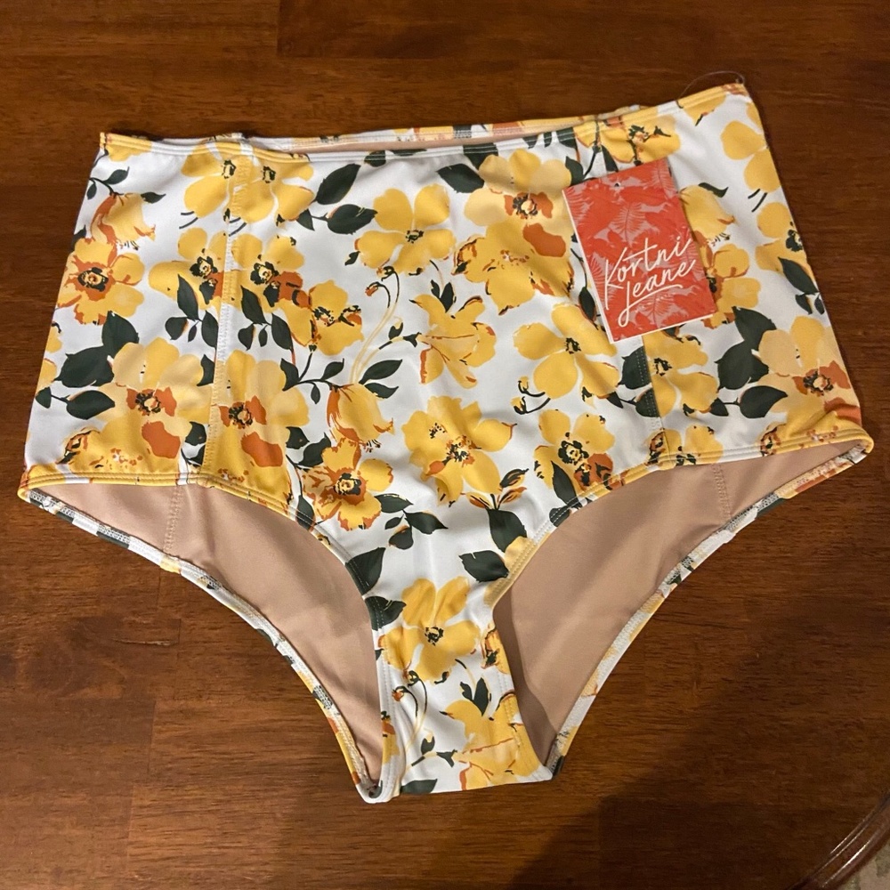 NWT Kortni Jeane High Waisted Swim Bottoms — XXL